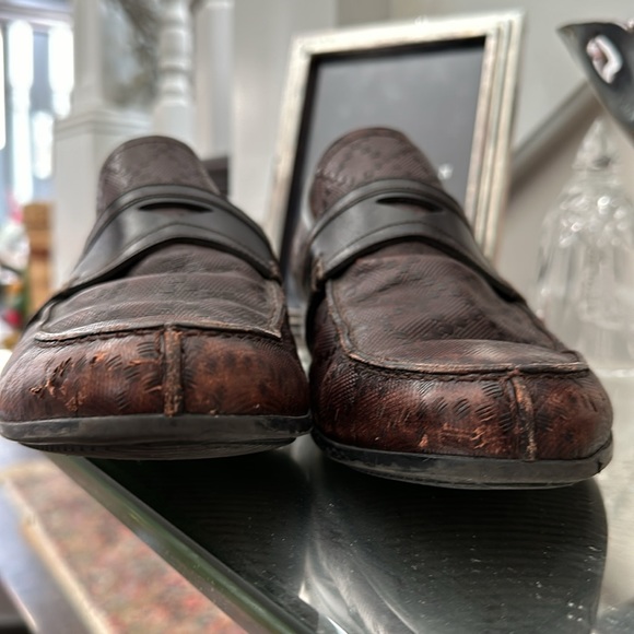 GUCCI HILLARY DIAMANTÉ PENNY LOAFERS DISTRESSED - Picture 5 of 11